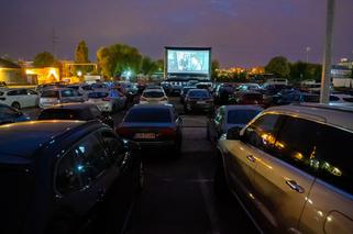 To już pewne – w Bełchatowie rusza kino samochodowe! Kiedy i gdzie pojedziemy na seans?  