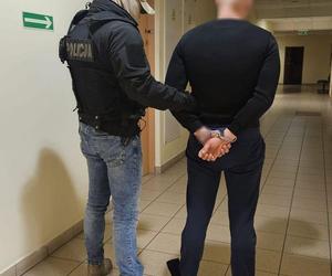Sprawcy rozboju zatrzymani przez policję z Gdańska. Dusili poduszką seniora