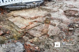 Kolejne odkrycia na pl. Orła Białego