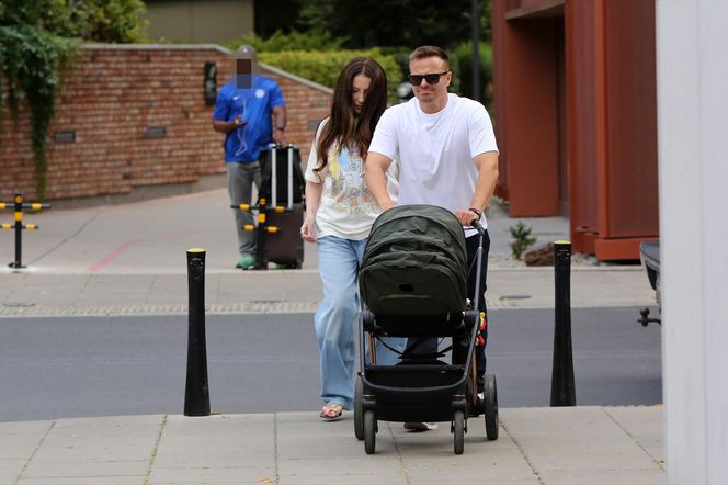 Marcin Hakiel z Dominiką  Serocką w studiu tatuaży