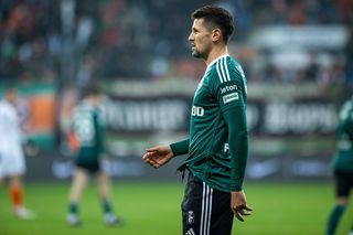 Alarm na Lotnisku Chopina w Warszawie! Legia nie mogła wylecieć do Szwecji. Przeprowadzono częściową ewakuację