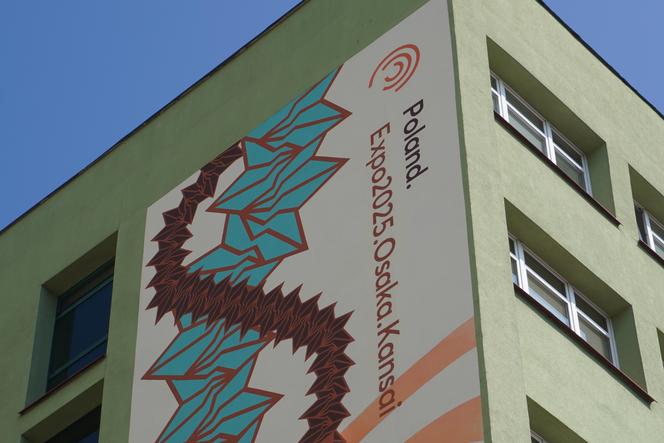 Nowu mural w Białymstoku. Dzieło zdobi urząd marszałkowski przy ul. Wyszyńskiego