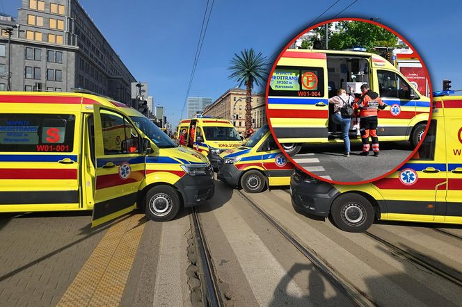 „Otworzyłam oczy, wszyscy leżeli na ziemi”. Szokująca relacja pasażerki. Zderzenie tramwajów w centrum stolicy