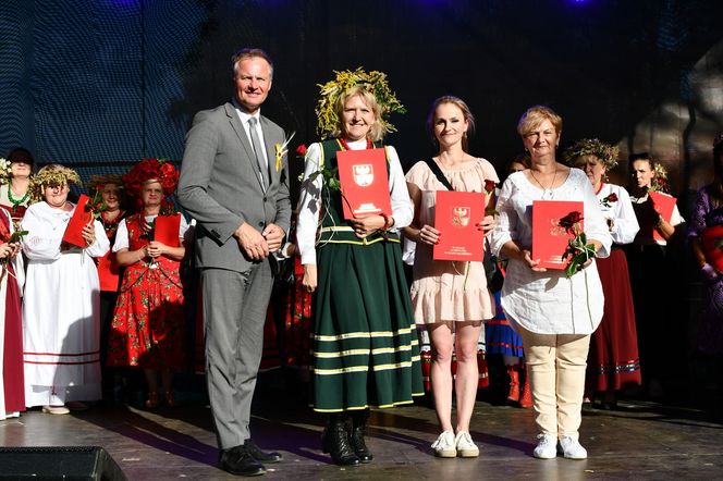 Tłumy na dożynkach w Olsztynku. Zobacz, jak wyglądało tegoroczne święto plonów