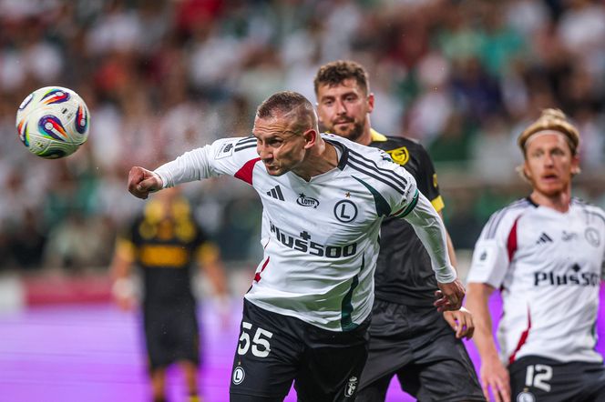 Co za finisz: Legia rzuciła GKS na kolana w doliczonym czasie! Dwa zabójcze ciosy w końcówce