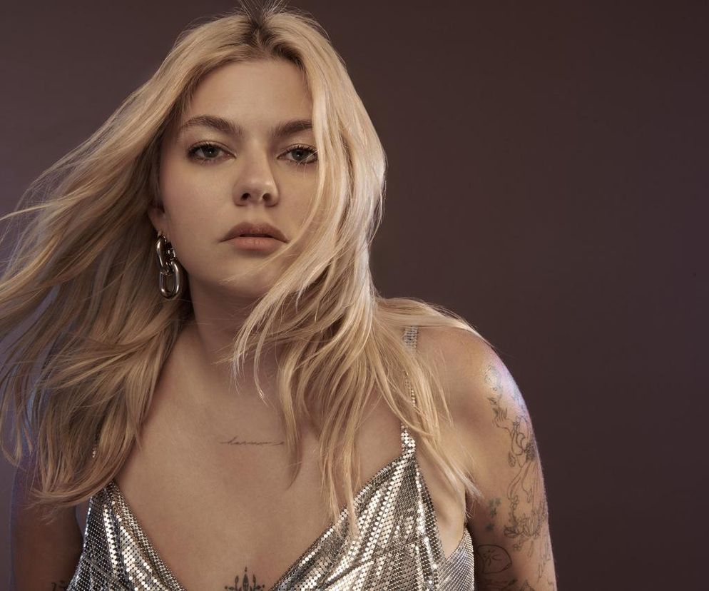 Zmarła mama chciała, żeby zaśpiewała na Eurowizji. Teraz to zrobi! Kim jest Louane?