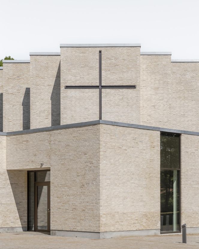 Højvangen Church, Henning Larsen 