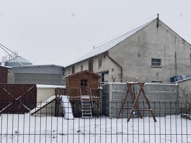 Tragedia w Turzanach. Byli szczęśliwą rodziną. Matka w depresji zabiła swoje dzieci