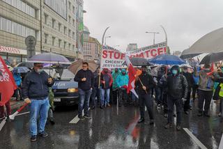 Warszawa: Kolejne protesty w Warszawie! Teraz niezadowoleni z decyzji rządu są...