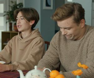 Barwy szczęścia, odcinek 3149: Emil (Artem Malaszczuk), Hubert (Marek Molak) 