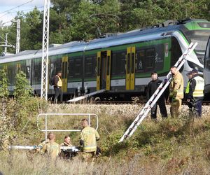 Śmiertelne potrącenie pod Radomiem. Wstrzymany ruch kolejowy i duże opóźnienia pociągów