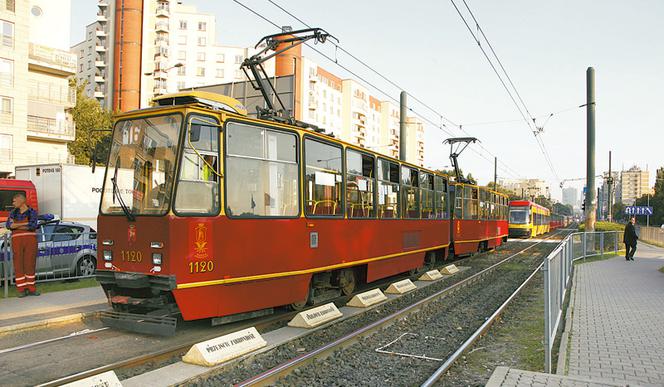 WARSZAWA: Karambol na torach