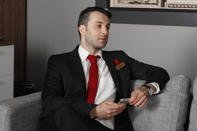 Hotel 52 sezon 7. Tomasz Rusiecki (Filip Bobek)