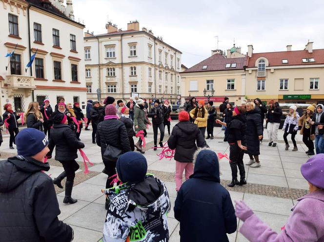 „Nazywam się Miliard” w Rzeszowie. Odbyły się protesty przeciw przemocy [ZDJĘCIA]