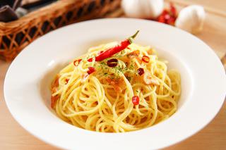 Makaron na ostro - przepis na spaghetti aglio e olio