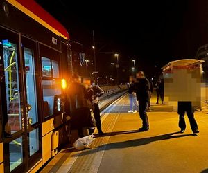 Motornicza uratowała życie młodemu człowiekowi. „Jedną nogą był już po drugiej stronie”