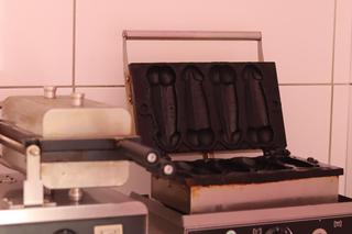 Kontrowersyjna cukiernia od pół roku w Lublinie. Sprawdziliśmy, czy warto tam pójść!