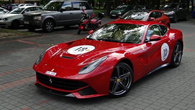 Kawalkada Ferrari przez Polskę 2015