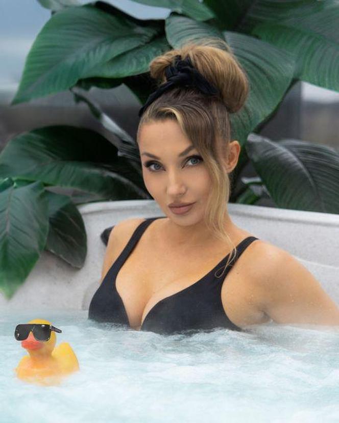 Donatan kupił Cleo jacuzzi. Gwiazda jest zachwycona