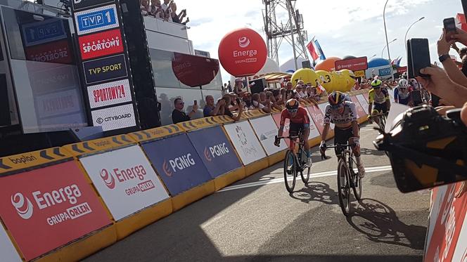 Tour de Pologne 2022. Niesamowite emocje w Przemyślu i finisz na Zniesieniu 