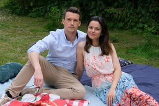 M jak miłość, odcinek 1690: Jakub wyjedzie ze szpitala po chemioterapii! Stan Karskiego pogorszy się na pikniku z Kasią - ZDJĘCIA