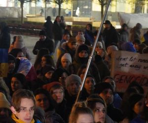 Manifestacja w trzecią rocznicę wybuchu wojny w Ukrainie