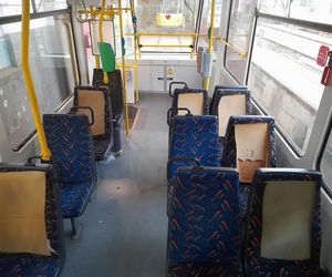 ​Policja poszukuje osób, które zdewastowały tramwaj linii numer 6 w Szczecinie!