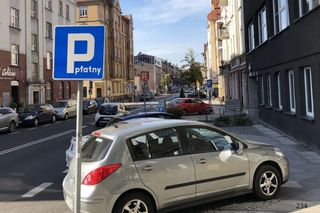 Parkingi w Katowicach w długi weekend. Gdzie będzie można zaparkować bez opłat?
