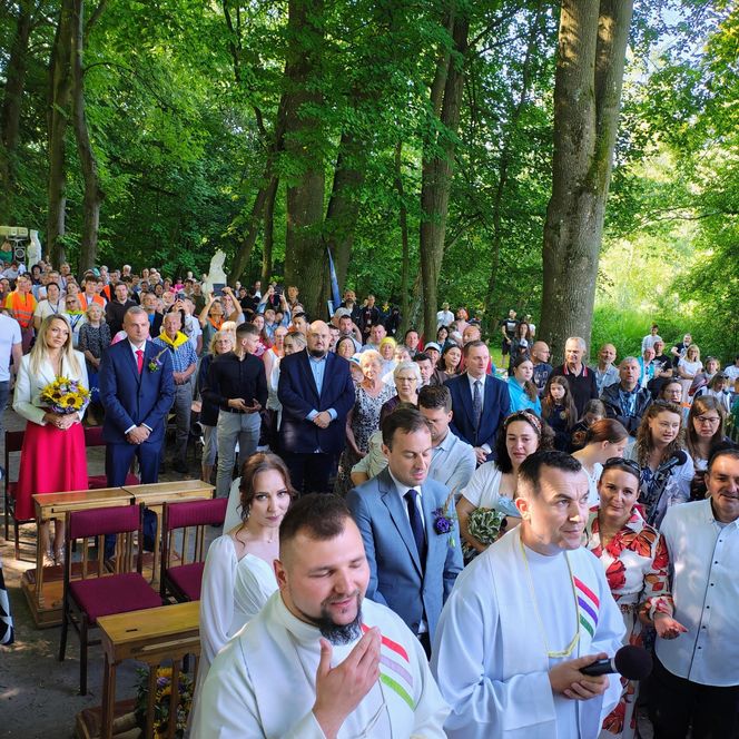 Wzruszający ślub podczas Pielgrzymki Lubelskiej 2025