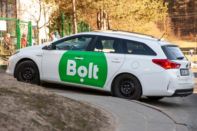 Ile zarabia kierowca Bolta?