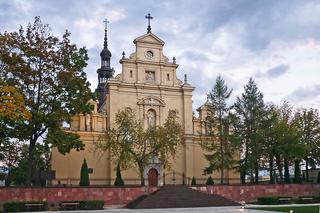 Wjechał do katedry na rowerze podczas mszy! Krzyczał, że zmartwychwstał!