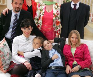 Dokładnie 20 lat temu wyemitowano 1. odcinek serialu Niania. Tak dziś wyglądają bohaterowie