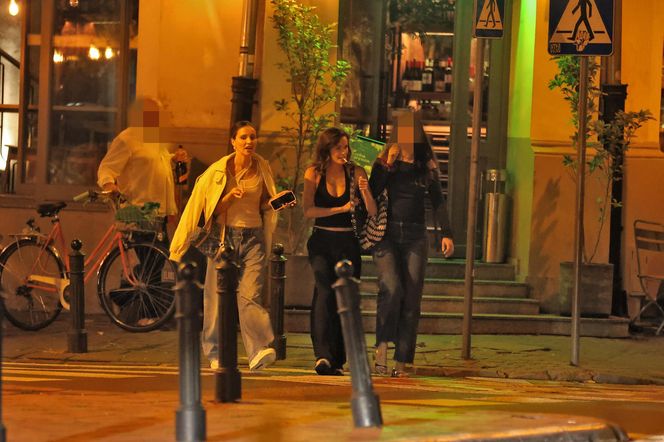 Marina Łuczenko-Szczęsna i Natalia Szroeder imprezują