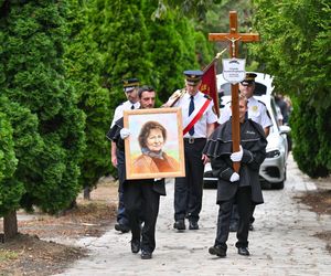 W dniu pogrzebu Joanny Kołaczkowskiej pochowano także wielką polską poetkę 