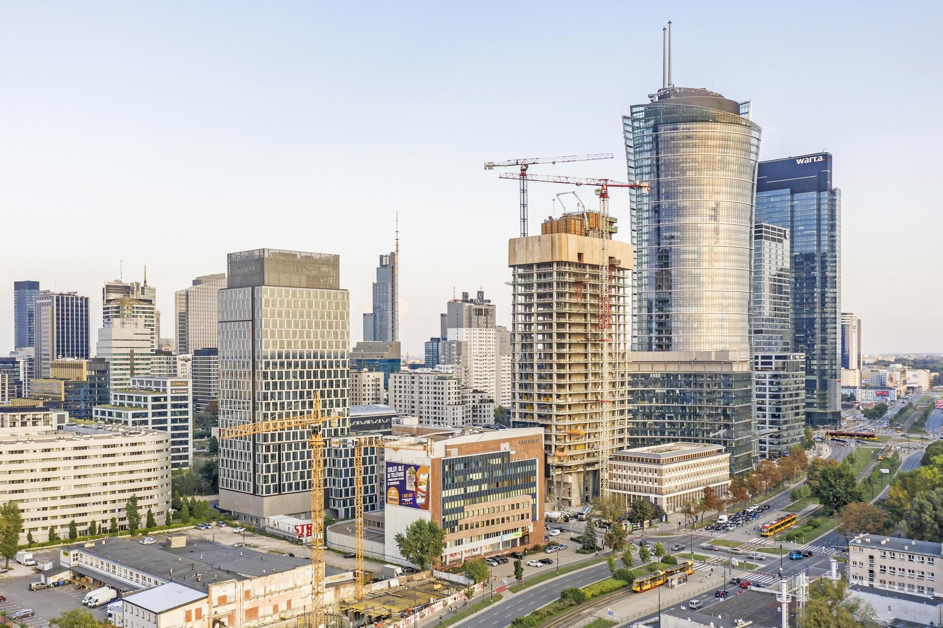 Budowa wieżowca The Bridge w Warszawie