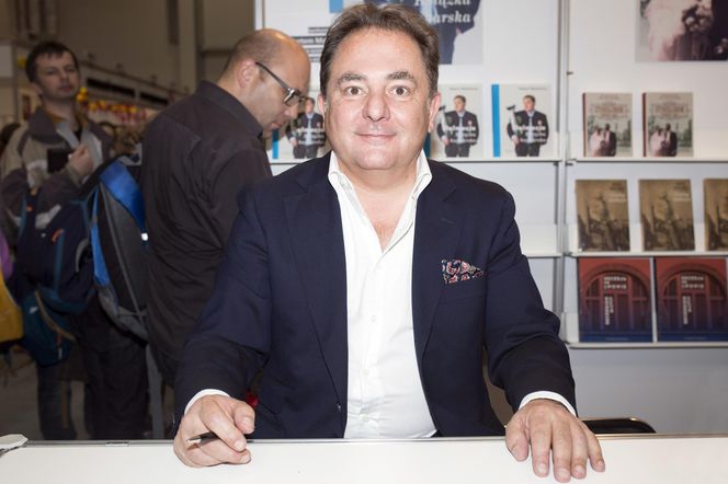 Robert Makłowicz kończy 62 lata. Mało kto wie, że na własnym ślubie nic nie rozumiał. Ujawniamy tajemnice słynnego kucharza