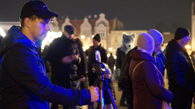 Betlejemskie światełko dotarło do Bydgoszczy. Wyjątkowe życzenia dla mieszkańców