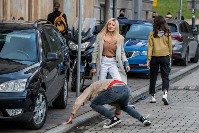 Papiery na szczęście, odcinek 4, Marta (Adriana Kalska)
