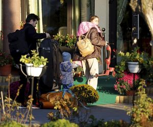 Tłumy gości na ślubie Katarzyny Cichopek i Macieja Kurzajewskiego. Wiemy, kto się pojawił