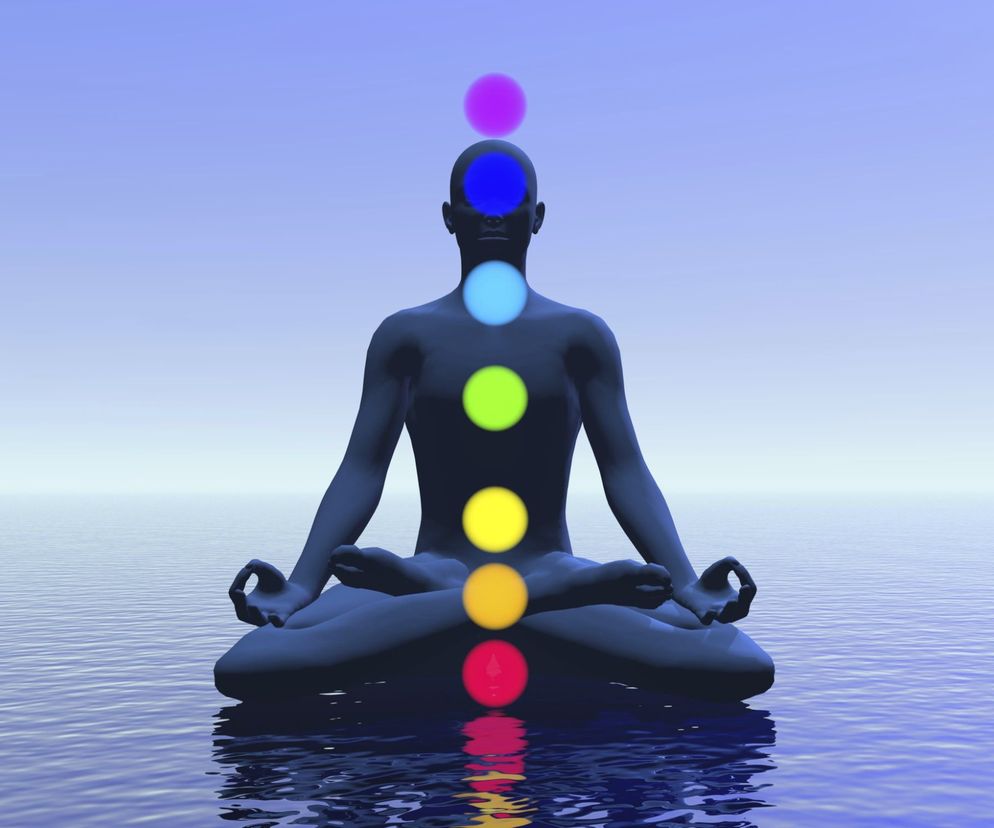 Energia Kundalini znajduje się w kości krzyżowej, znajdującej się u podstawy kręgosłupa.