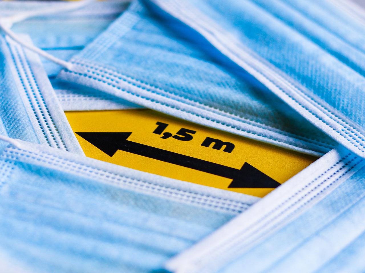 Darmowe maseczki w Łomży. Gdzie można je odebrać?