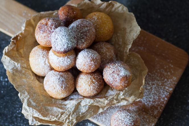 Pączki z serka waniliowego: szybki przepis na tłusty czwartek