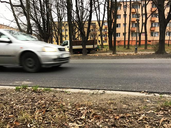 Gładki asfalt pojawił się tez na fragmencie ul. Kocmyrzowskiej