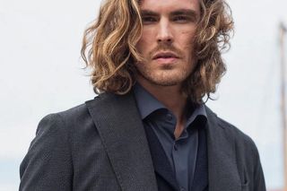 Pamiętacie chłopca z opakowań Kinder Czekolady? Sprawdziliśmy, co robi dorosły model i jak reklama słodyczy wpłynęła na jego karierę 