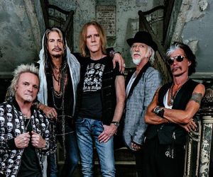 To przez Stevena Tylera Aerosmith odwołali trasę? 