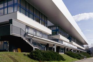 Modernizm w Ustroniu - co zwiedzić? Zdjęcia socmodernistycznych budynków