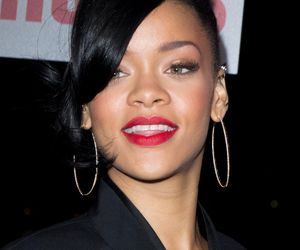 Rihanna w żałobie. Nie żyje ojciec piosenkarki. Ich relacje były trudne 