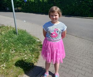 Krzyż runął na 5-letnią Marysię! Cudem przeżyła, a winnych wciąż brak