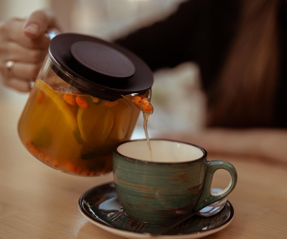 Na odporność, dla zdrowej skóry i układu krwionośnego. Napar z rokitnika to hit tej jesieni