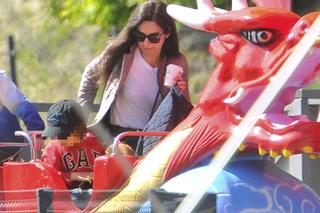 Marta Kaczyńska zabrała synka na SMOKA